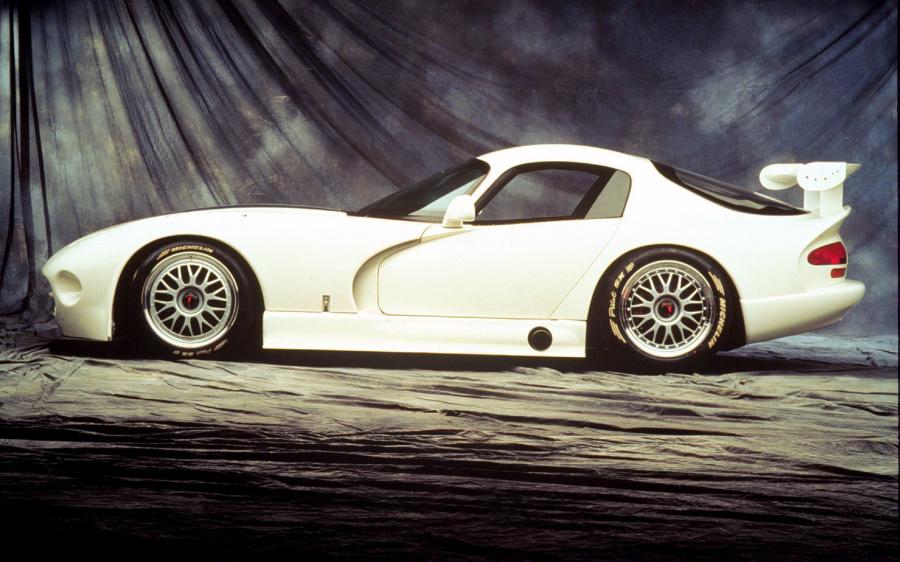  Dodge Viper GTS-R 1998 года  (фото 28 из 35)
